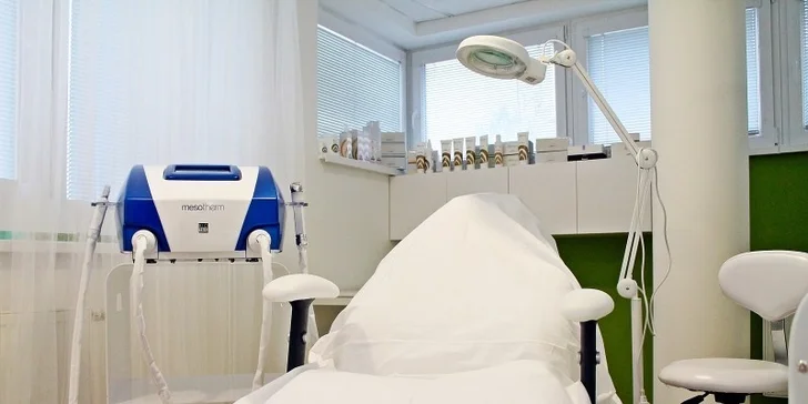 Fotorejuvenizácia tváre a krku vás zbaví vrások, akné a pigmentových škvŕn