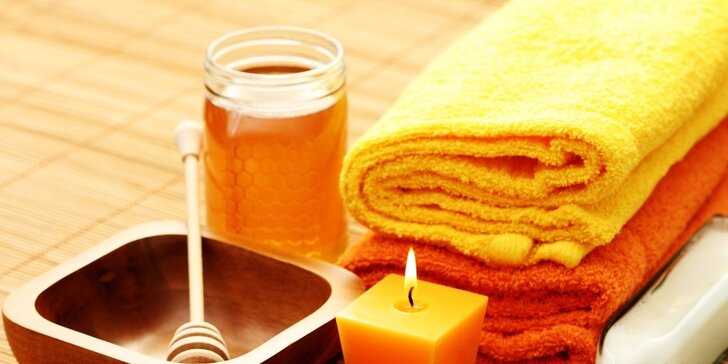 Medová detoxikačná alebo aromaterapeutická relaxačná masáž pre jarnú očistu