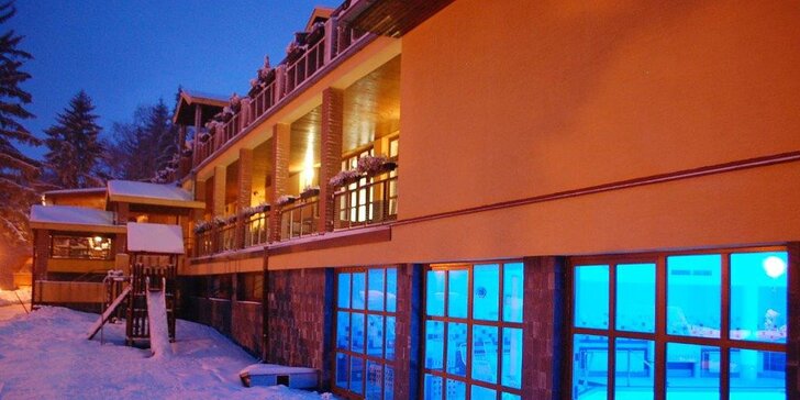 Rodinná lyžovačka s wellness v Hoteli Inovec***+ len 1 hodinu od Bratislavy