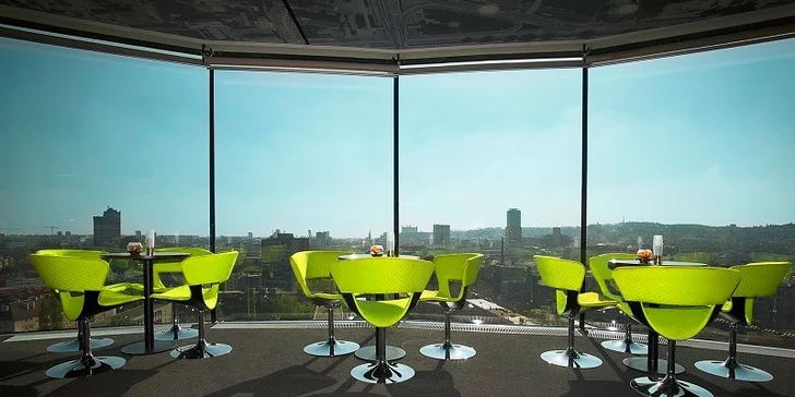 Romantický luxusný pobyt v Lindner Hoteli Gallery Central Bratislava**** s panoramatickým výhľadom