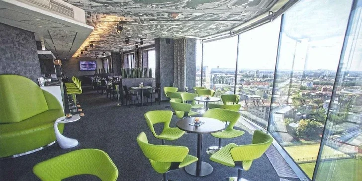 Romantický luxusný pobyt v Lindner Hoteli Gallery Central Bratislava**** s panoramatickým výhľadom