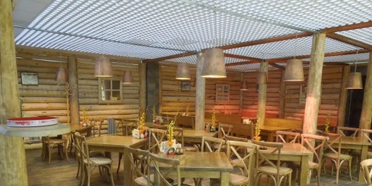 Bryndzové halušky alebo pastiersky steak v pravej Slovenskej reštaurácii