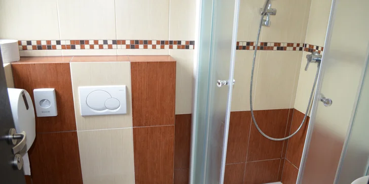 Pobyt v Relax centre Opatovce nad Nitrou pre dvoch s raňajkami a neobmezeným vstupom do wellnessu