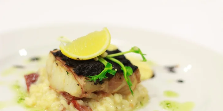 Luxusné valentínske menu v reštaurácii Holiday Inn
