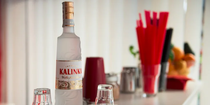 50 % zľava na celú ponuku nápojového listka v novootvorenom JANIS Bare
