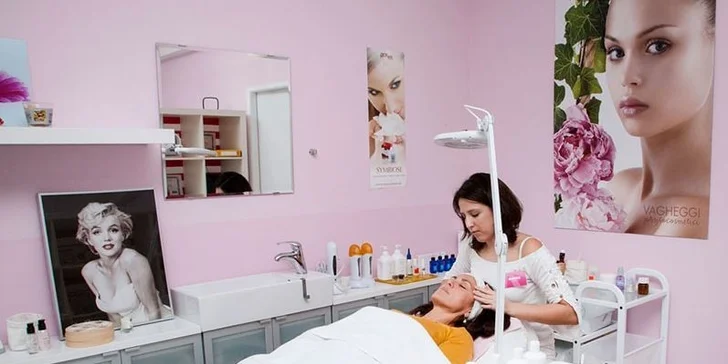 Diamantová mikrodermabrázia s maskou