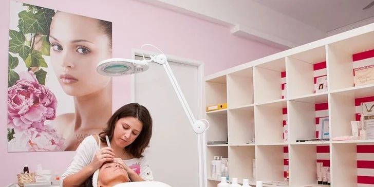 Diamantová mikrodermabrázia s maskou