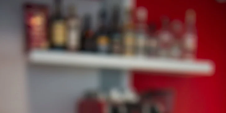 Ochutnávkový večer plný lahodných drinkov! Pre milovníkov rumu, koňaku, whiskey či koktejlov