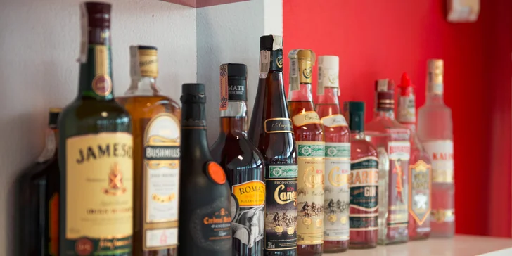Ochutnávkový večer plný lahodných drinkov! Pre milovníkov rumu, koňaku, whiskey či koktejlov