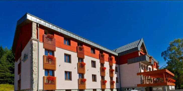 Rozlúčte sa so zimou wellness pobytom priamo na svahu!