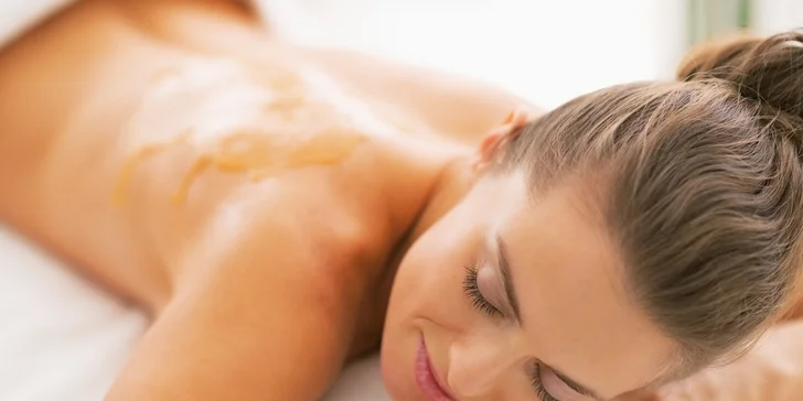 Medová detoxikačná alebo aromaterapeutická relaxačná masáž pre jarnú očistu