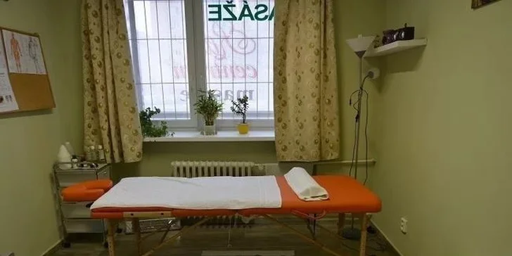 Medová detoxikačná alebo aromaterapeutická relaxačná masáž pre jarnú očistu