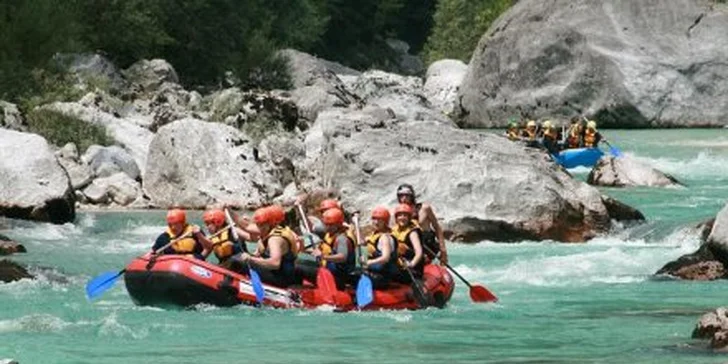 165 eur za nezabudnuteľný RAFTING na rieke Soča v SLOVINSKU! Trúfnite si na adrenalínovú plavbu spojenú so 4-dňovým výletom v Triglavskom národnom parku teraz so zľavou 50%.