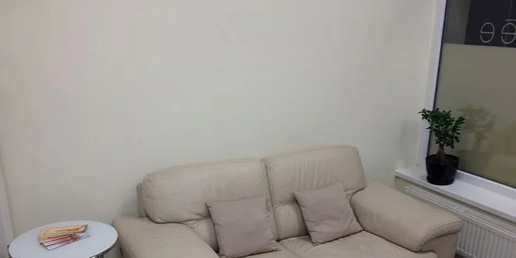 2 vstupy do kolagénového solária