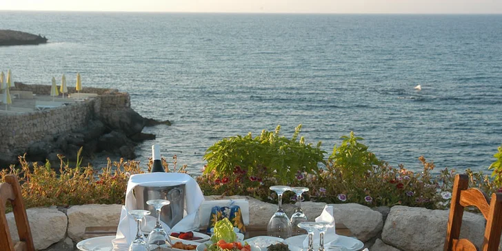 Letná dovolenka na Cypre v Jasmine Court Hotel****