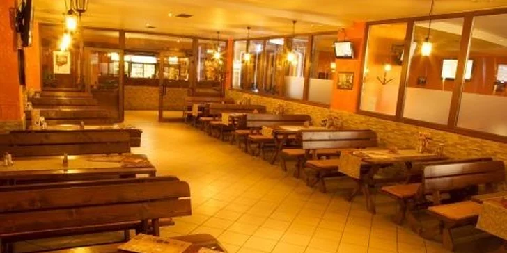 Veľká pizza podľa výberu a bowling