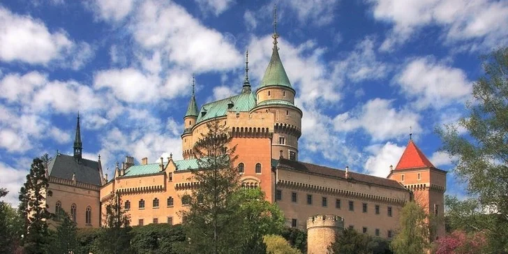 Veľkonočný wellness pobyt v Hoteli Športcentrum*** Bojnice + dieťa do 12 rokov ubytovanie ZDARMA