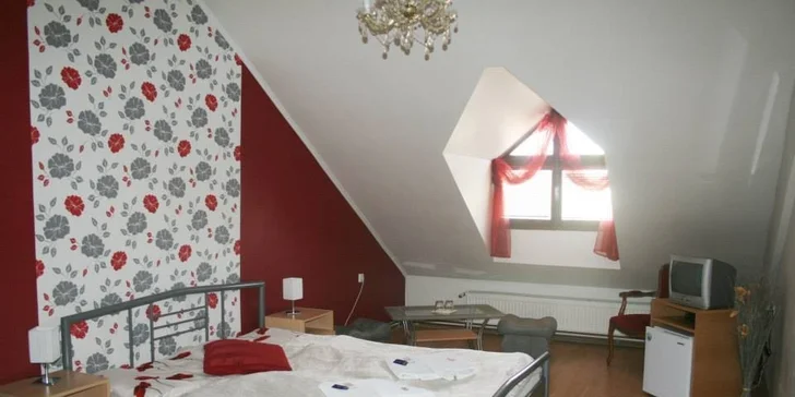 Romantický pobyt s pivným kúpeľom pre 2 osoby na 3 - 4 dni, dieťa do 3 rokov zdarma