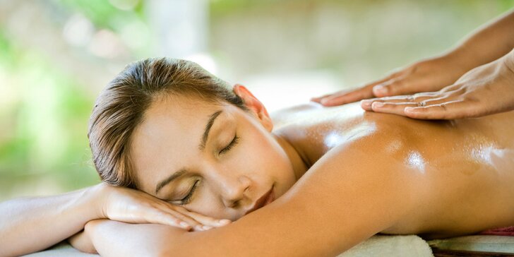 Relaxačná masáž chrbta a šije alebo bankovanie s klasickou masážou