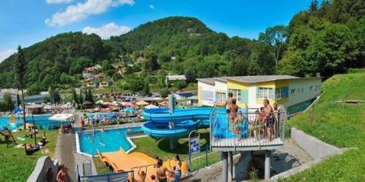 3-hodinový relax vo Vodnom raji Vyhne alebo relaxačný balík s pivným kúpeľom