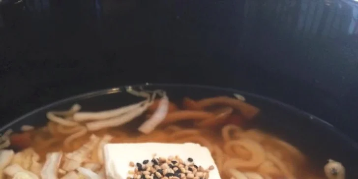 Trojchodové orientálne menu pre 2 osoby