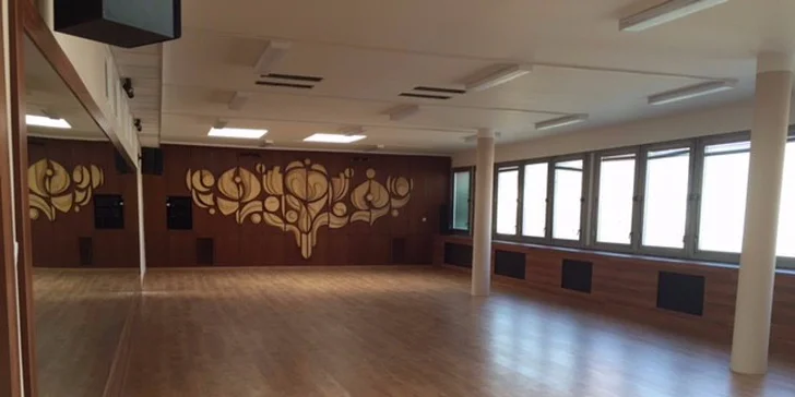 Jesenné lekcie spoločenských tancov v novootvorenom tanečnom centre - zvoľte si konkrétny deň kurzu!