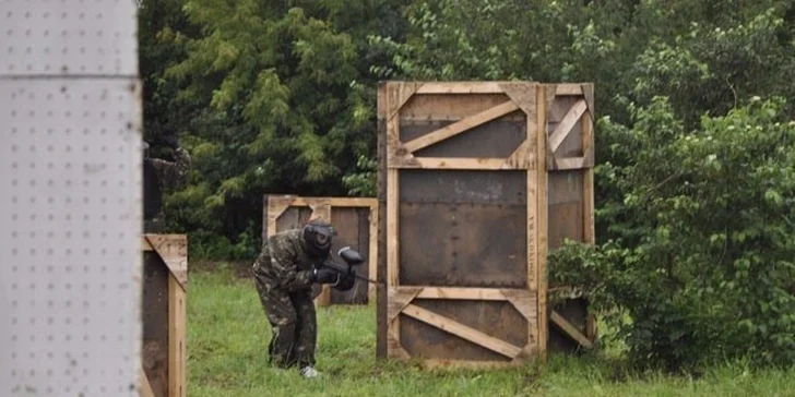 Paintball na tri hodiny pre 6 až 16 hráčov (1 kupón = 1 hráč)