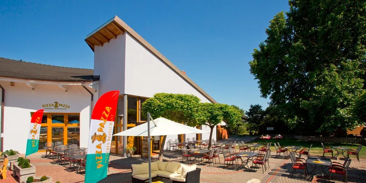 Talianska pizza, rizoto alebo cestoviny a zmrzlinový pohár pre dve osoby