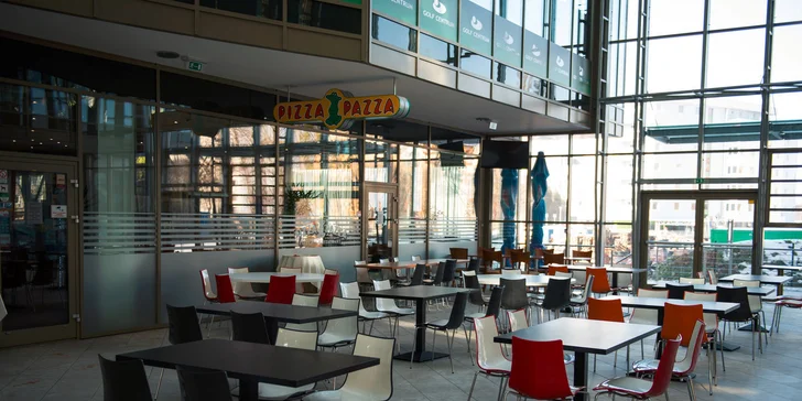 Talianska pizza, rizoto alebo cestoviny a zmrzlinový pohár pre dve osoby