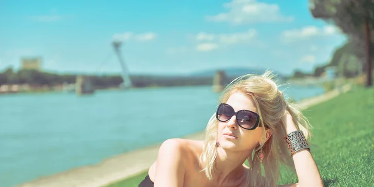 Jarné profesionálne fotenie Glamour, Fashion, Romantic alebo Sport portrétov v exteriéri