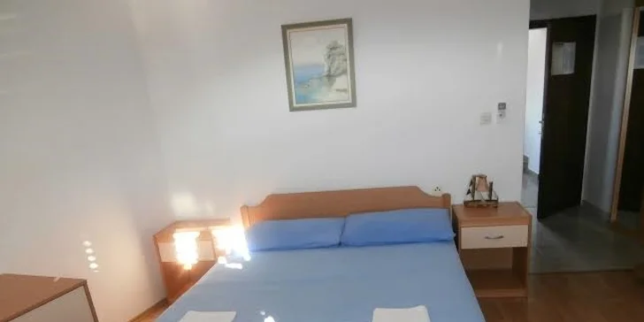 Slnečná dovolenka v Drveniku pre celú rodinu