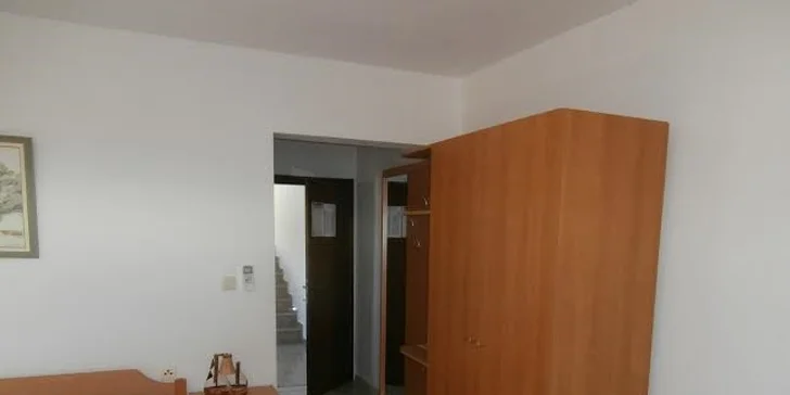 Slnečná dovolenka v Drveniku pre celú rodinu