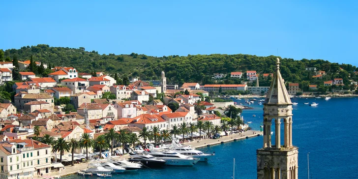 Slnečná dovolenka v Drveniku pre celú rodinu