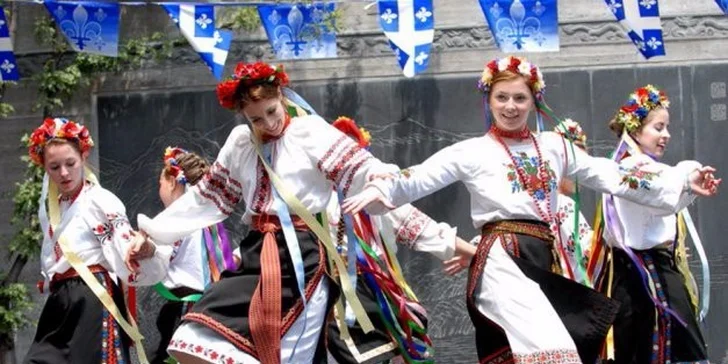 Ľudový tanečný súbor VIRSKY – Slovakian Tour