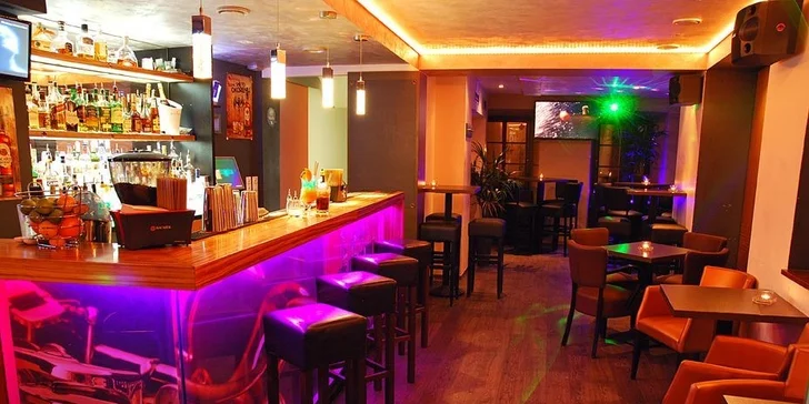 Litrové ALKO drinky, KONZERVA Cafe & Cocktail Bar