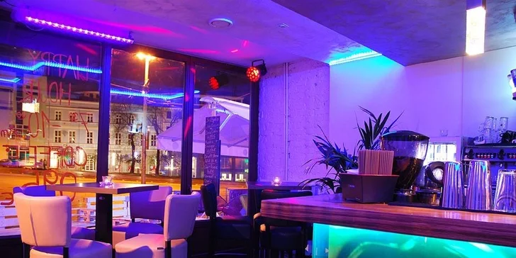 Litrové ALKO drinky, KONZERVA Cafe & Cocktail Bar