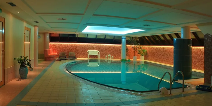 Wellness pobyt v Hoteli Hubert**** + dieťa do 12 rokov úplne zadarmo!