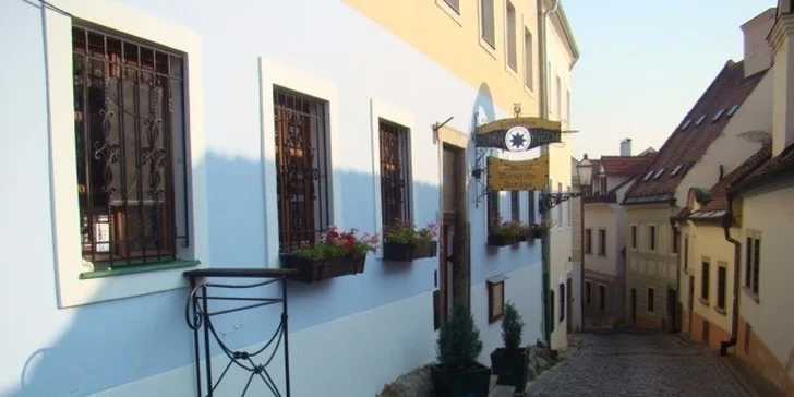 Oslávte promócie honosným obedom! Menu s bravčovou panenkou alebo s pečeným pstruhom