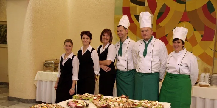 Letný liečebný pobyt v Hoteli Máj Piešťany*** s množstvom procedúr pre starých rodičov