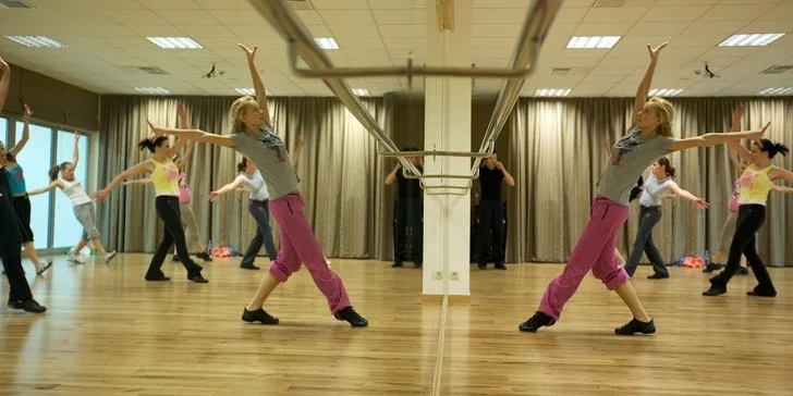Hodina energickej salsy alebo zdravého dance bodyformingu pre začiatočníkov aj mierne pokročilých
