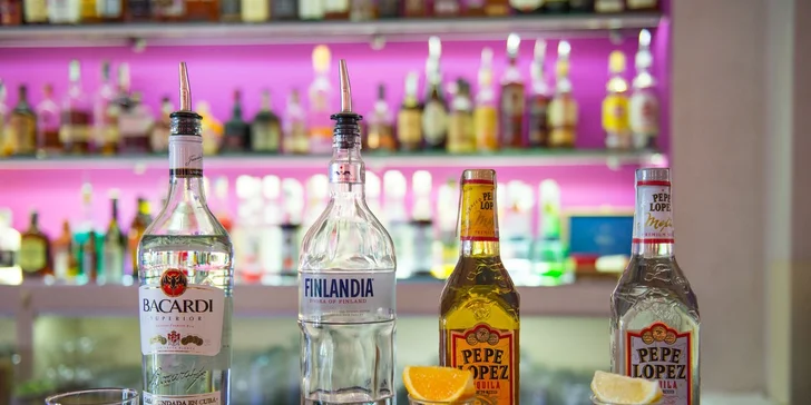 Alko panáky v POLEPOLE caffe & cocktail bar