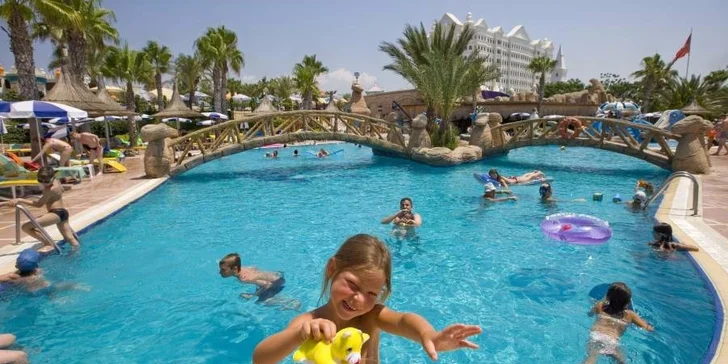 8, 11 alebo 12-dňová all inclusive dovolenka v Turecku v luxusnom hoteli bez ďalších doplatkov!