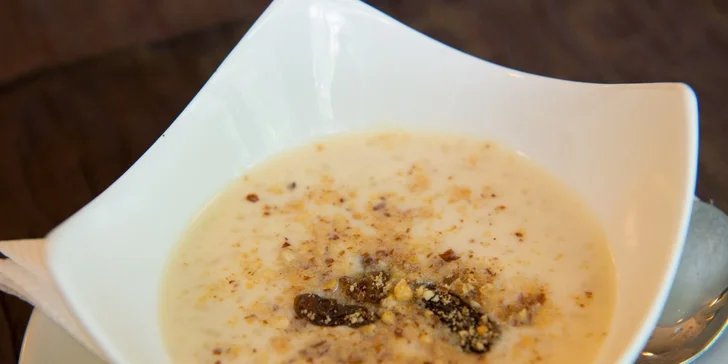 Ayurvédsky čaj či káva s dezertom alebo ľahké letné menu