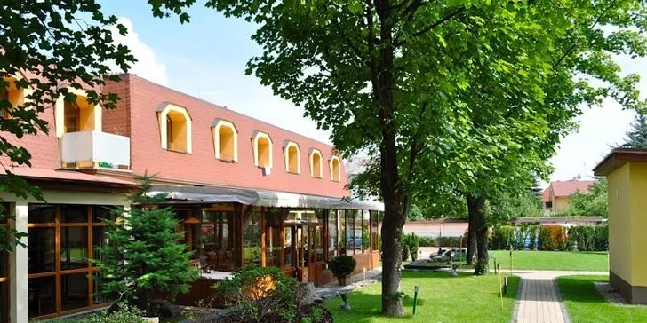 Wellness pobyt v centre kúpeľného mesta s polpenziou, masážou a neobmedzeným wellness