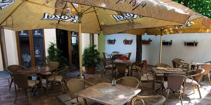 Pizza pre dvoch alebo jedného hladoša. Vyberajte z 11 druhov!