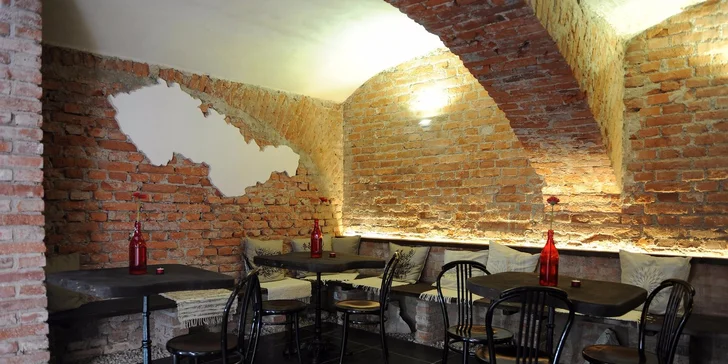 Degustácia "S chuťou leta" pod klenbami Citadela Wine & Art Gallery a Národného salónu vín SR Košice