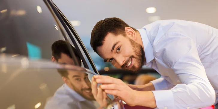 Kompletná renovácia autolaku na malých, stredných aj veľkých autách