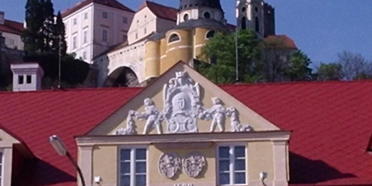 Romantika pri Vranovskej priehrade a zámku