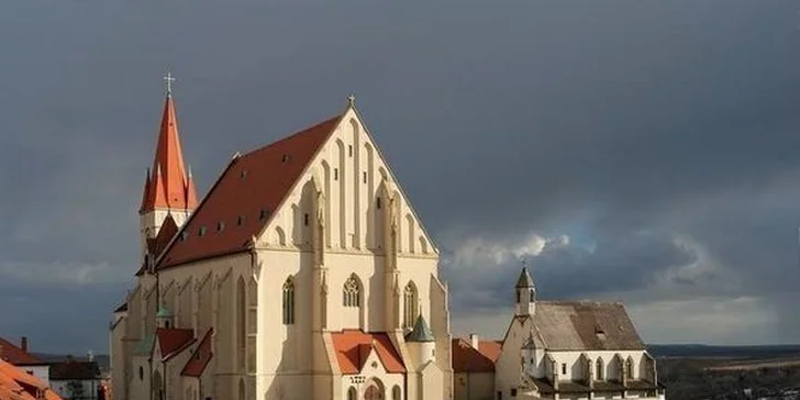 Romantika pri Vranovskej priehrade a zámku