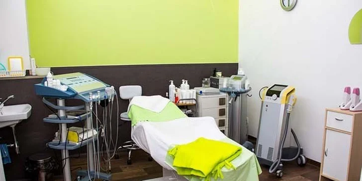 Omladzujúca procedúra diamantovou dermabráziou a kryoterapiou